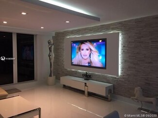 2301 Collins Ave Unit 416, Miami Beach, FL 33139