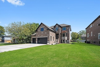 10441 S 83rd Ave, Palos Hills, IL 60465