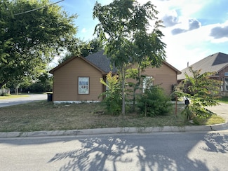 2901 Chestnut Ave, Fort Worth, TX 76106