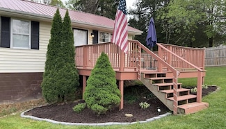 82 Terra Ln, Prichard, WV 25555