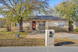 302 N 14th St, Broken Arrow, OK 74012