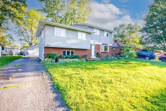 5635 Sandalwood Blvd, Columbus, OH 43229
