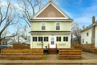 1212 Hays Park Ave, Kalamazoo, MI 49001