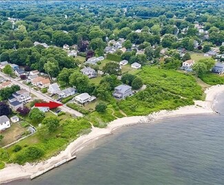 15 Pender Ave, Warwick, RI 02889