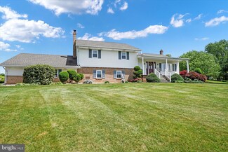 1020 Gebhart Rd, Windsor, PA 17366