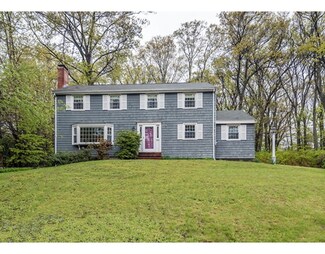 4 Fulton Rd, Andover, MA 01810