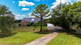 50 Serenada Ln, Shawnee, OK 74804