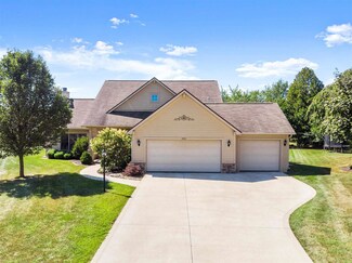 9406 Yellow Feather Ct, Leo, IN 46765