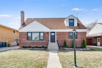 9810 S Trumbull Ave, Evergreen Park, IL 60805