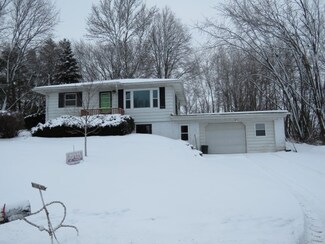 N10363 Howard Dr, Fox Lake, WI 53933