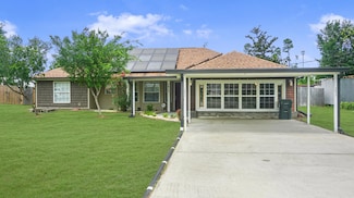 1612 Indiana Ave, Lynn Haven, FL 32444