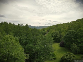 21, 22 Trimont Lake Estates Rd, Franklin, NC 28734