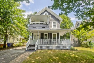 107 Thompson St, Springfield, MA 01109