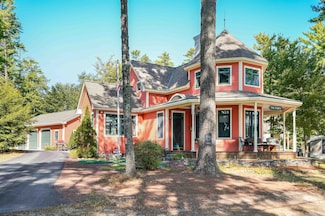 59 Lakeside Dr, Milton, NH 03851