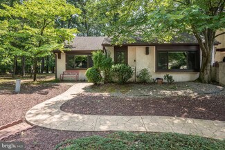 137 Five Crown Royal, Marlton, NJ 08053