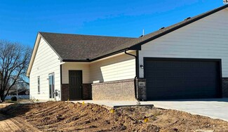 409 N Kruse Way, Sterling, KS 67579