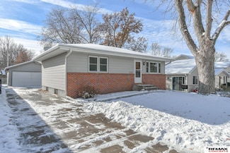5337 Garland St, Lincoln, NE 68504