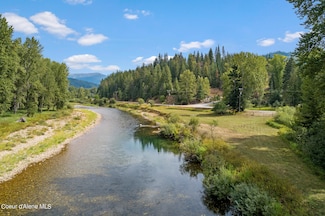 9076 Coeur D'Alene River Rd, Kingston, ID 83839