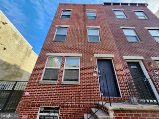 1525 N 17th St Unit 3, Philadelphia, PA 19121