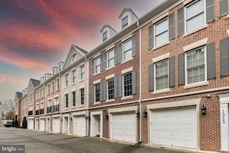 1017 N Kensington St, Arlington, VA 22205
