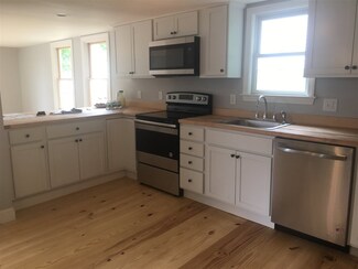 28 Dawson St, Milton, NH 03851