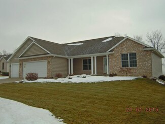 19046 Drew Ln, New Paris, IN 46553