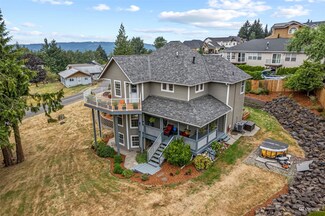 706 N 5th St, Kalama, WA 98625