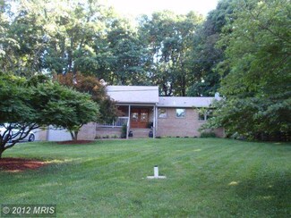 16744 Whites Store Rd, Boyds, MD 20841