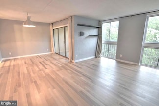 1578 Moorings Dr Unit 12B, Reston, VA 20190