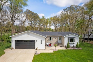 5870 W 1000 N, de Motte, IN 46310
