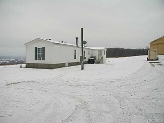 11585 North Rd, Freedom, NY 14065