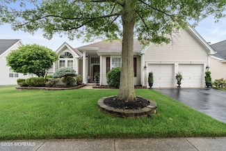 28 Jumping Brook Ln, Barnegat, NJ 08005