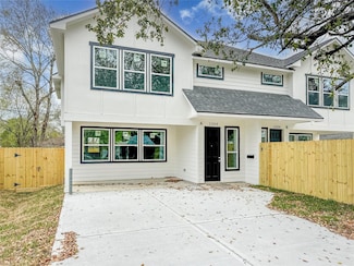 11514 Courtshire Rd Unit A, Houston, TX 77076