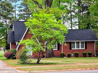 1522 W Thomas St, Rocky Mount, NC 27804