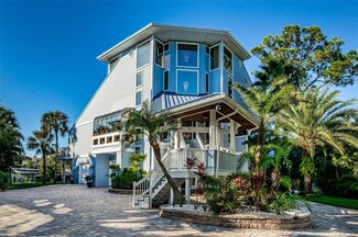 755 Soundview Dr, Palm Harbor, FL 34683