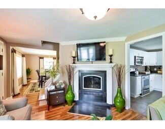 244 William St, Stoneham, MA 02180