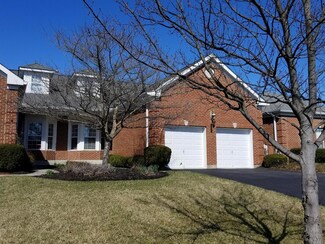 8064 Paddington Ln, Cincinnati, OH 45249