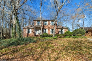 1605 Bearhollow Rd, Greensboro, NC 27410