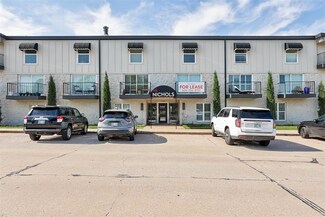 1110 Sherwood Ln Unit 221, Nichols Hills, OK 73116