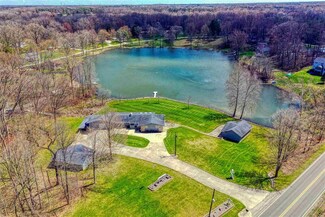 6813 County Road 327, Garrett, IN 46738