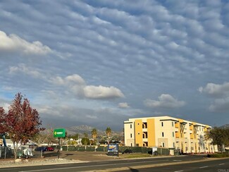 13056 Poway Rd, Poway, CA 92064