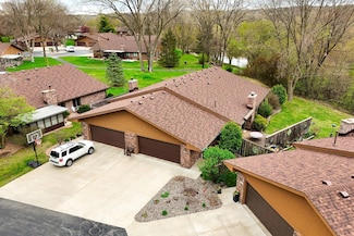 2303 Baihly Ln SW, Rochester, MN 55902