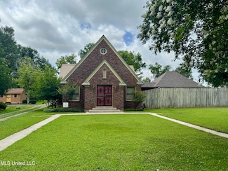 14 Fava St, Alligator, MS 38720