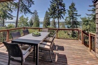 7825 SE 63rd Place, Mercer Island, WA 98040