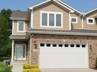 9418 Saratoga Ct, Hickory Hills, IL 60457