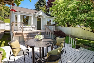 5648 38th Ave SW, Seattle, WA 98126