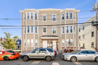 246 Salem St, Lawrence, MA 01843