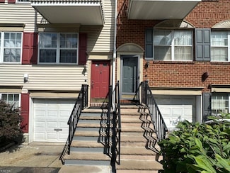 24 Krueger Ct, Newark, NJ 07103