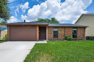 17518 Autumn Hills Dr, Houston, TX 77084