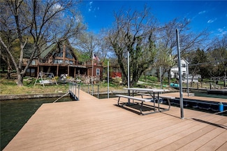 521 W Sugar Lake Dr, Mound City, KS 66056